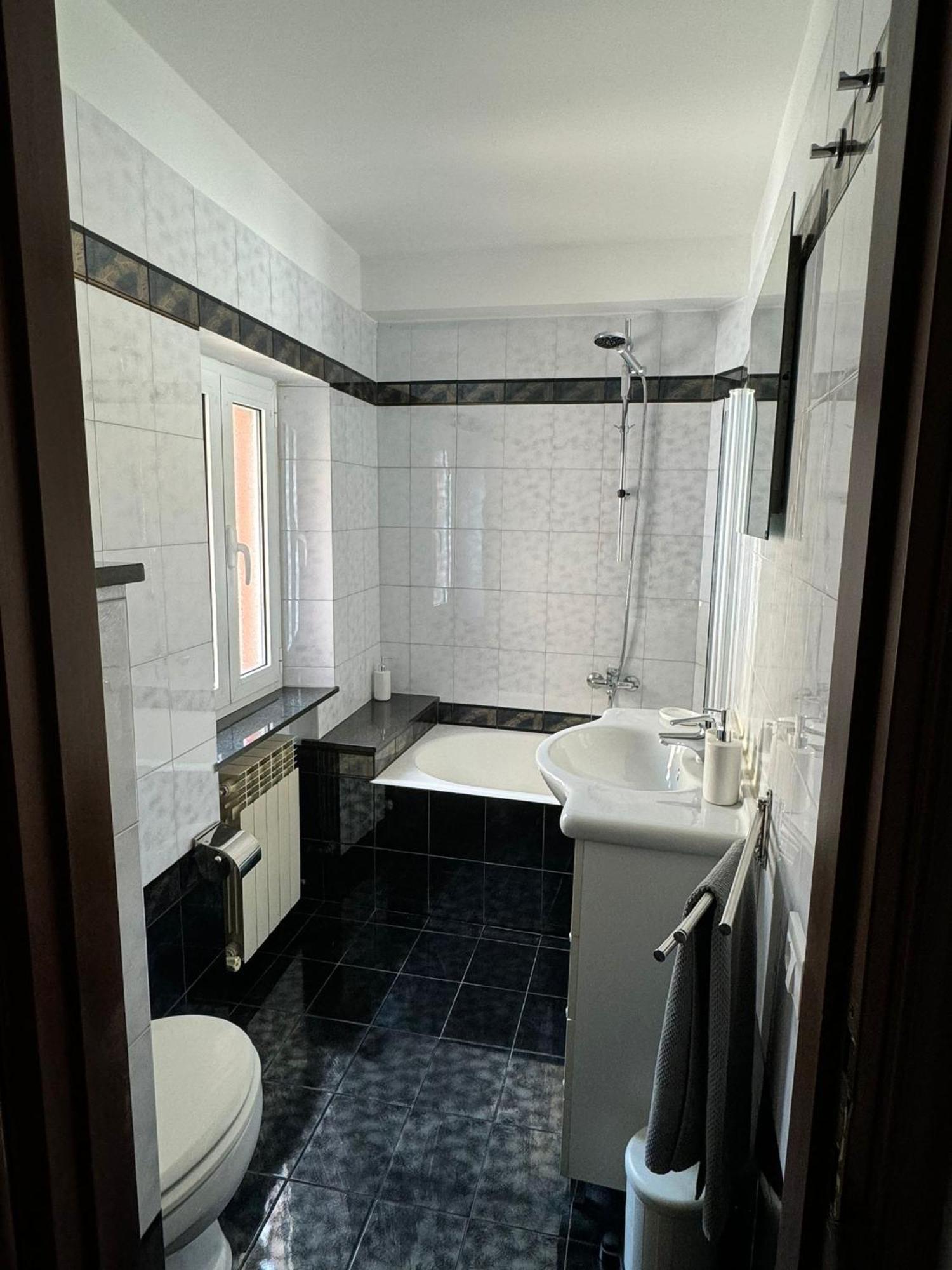 The First Colombo Brignole XX Settembre Appartement Genua Buitenkant foto