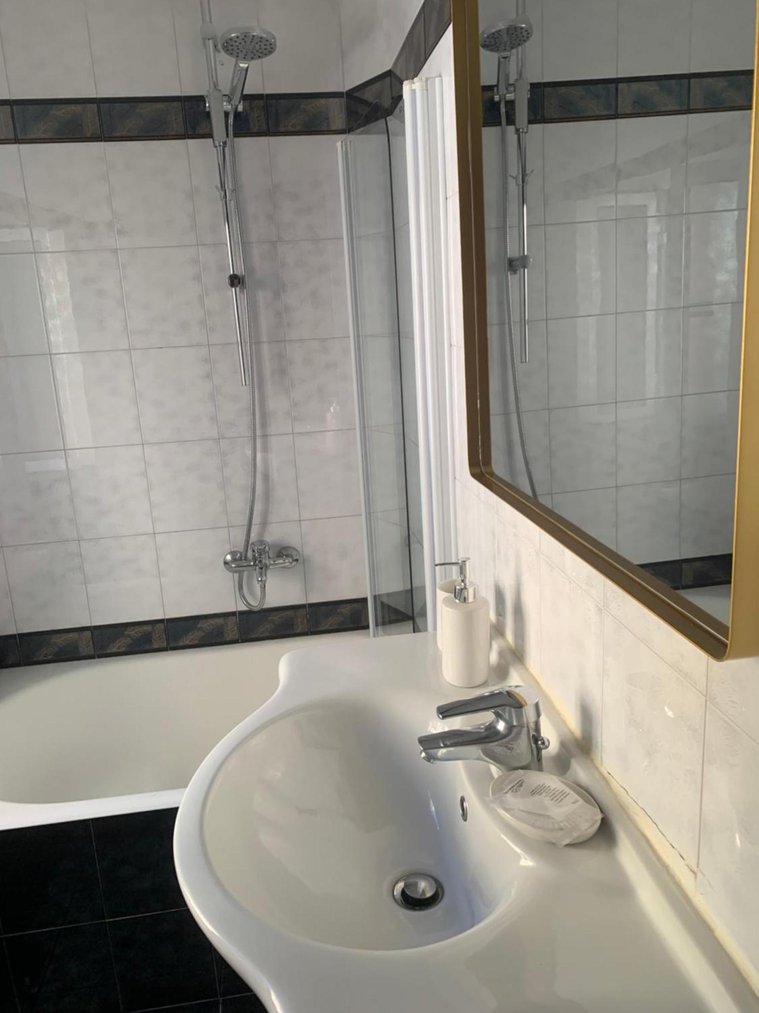 The First Colombo Brignole XX Settembre Appartement Genua Buitenkant foto
